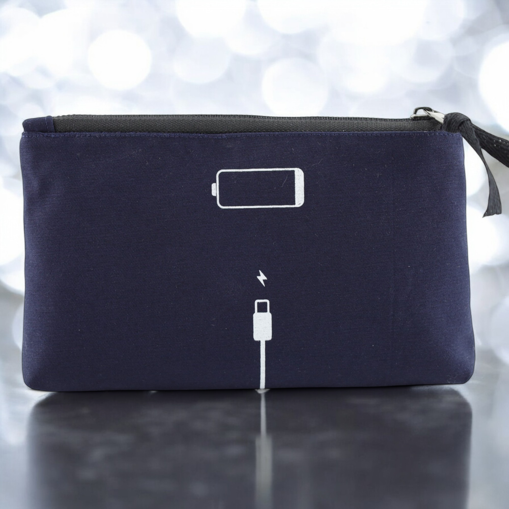 Pochette Small Bleu Marine – Chargeurs & Câbles