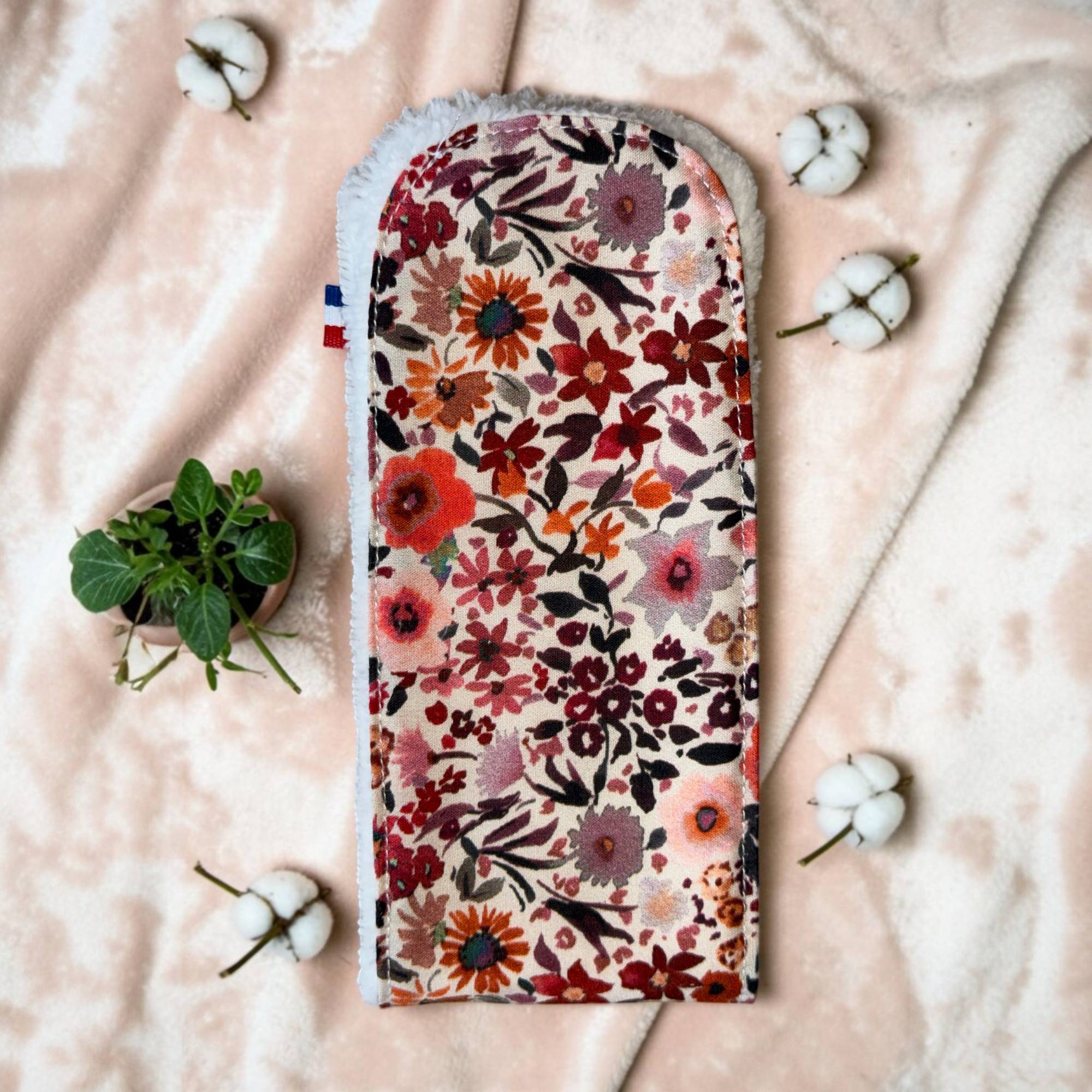 bandeau pour soin visage à fleurs rougees pourpres Moonlac