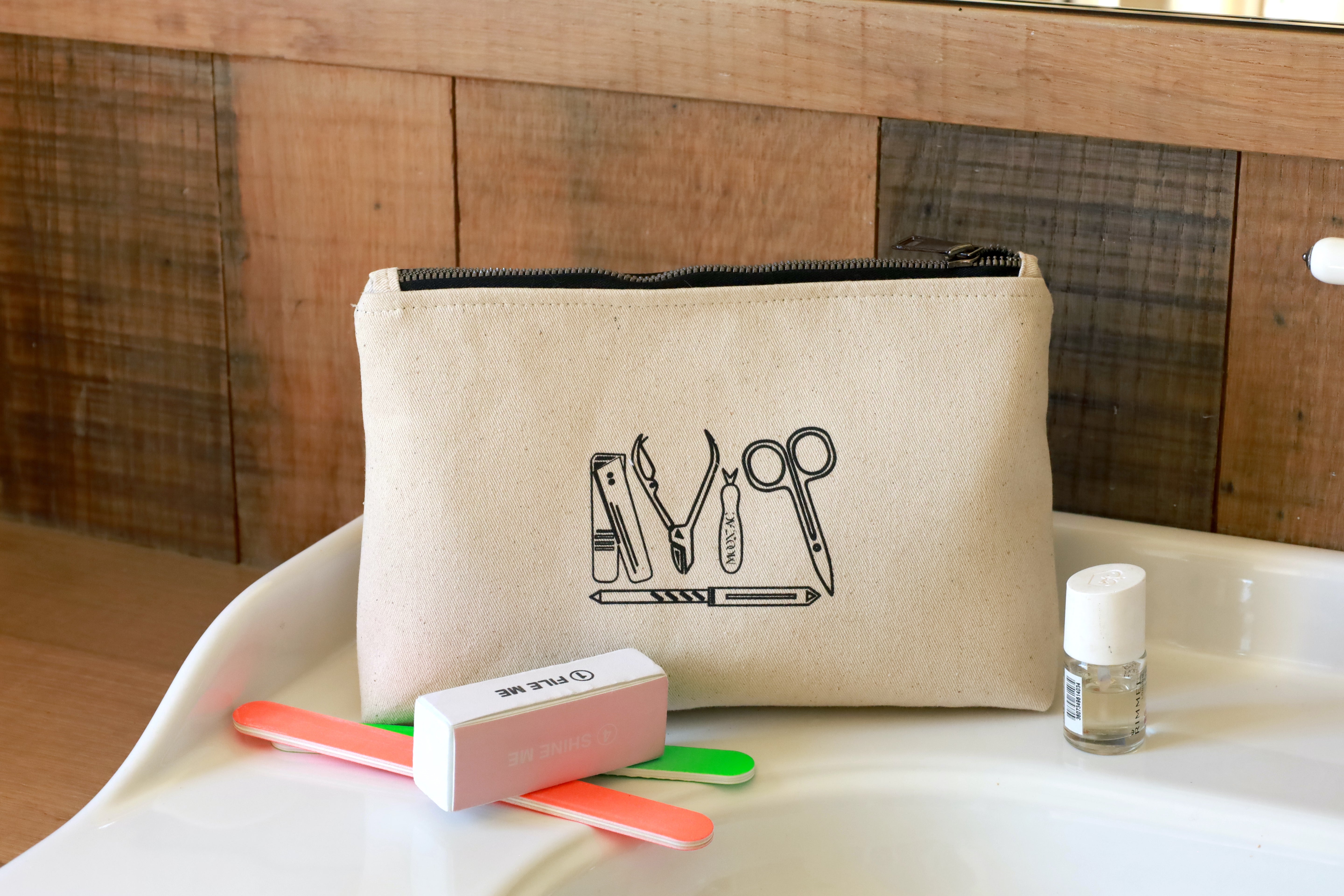 pochette beige pour les vernis à ongles moonlac