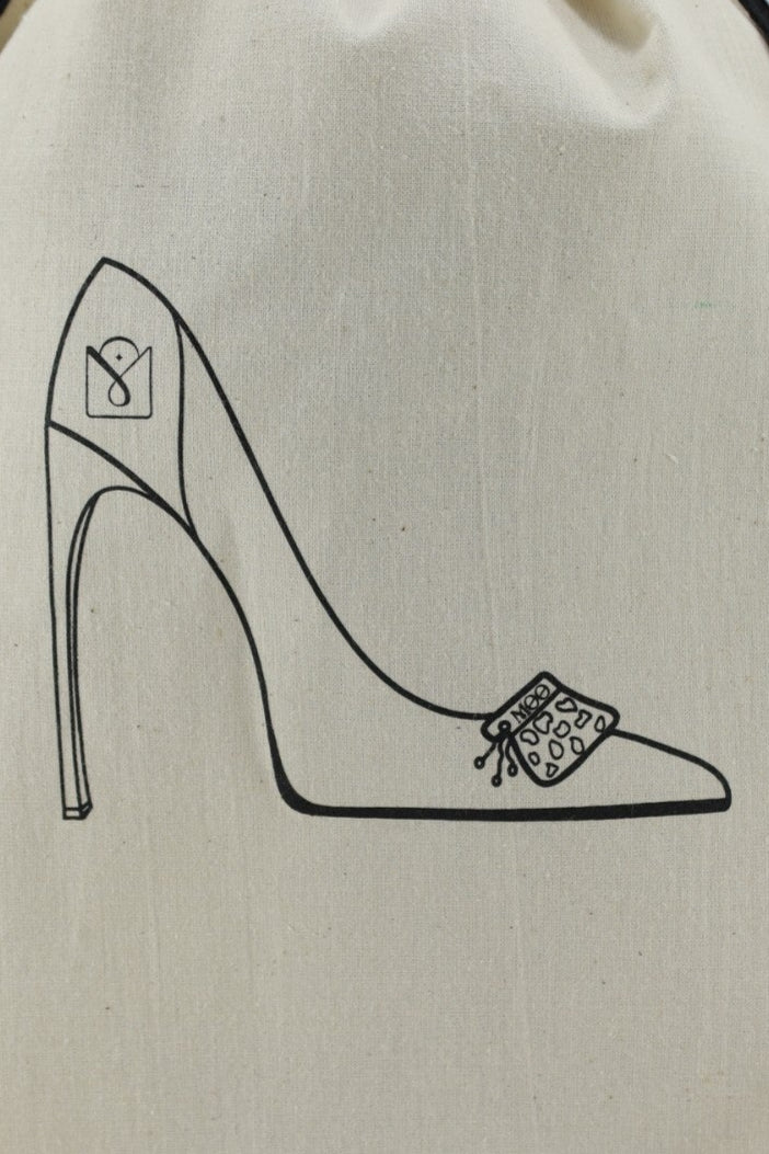 Sac à chaussures Moonlac Écru pour escarpins fragiles posé debout sérigraphié en noir