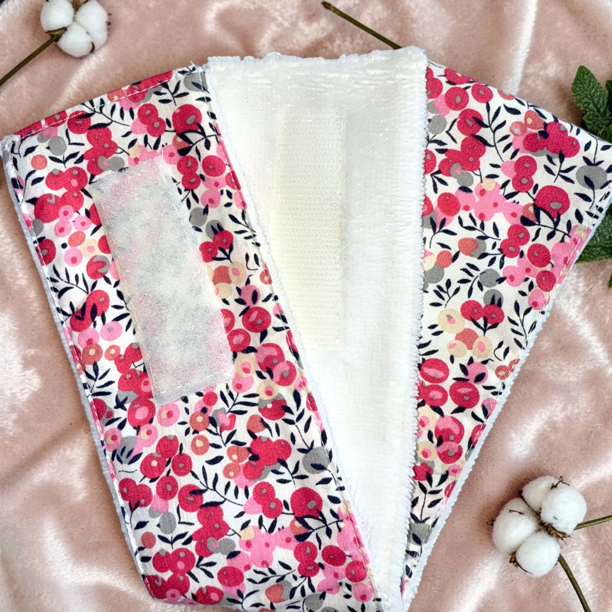 bandeau pour se demaquiller en bambou et coton fleuri Moonlac. Ideal aussi en voyage