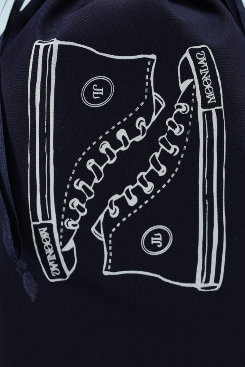 Pochon bleu marine avec dessin de converses en sérigraphie blanche cordons bleus– MOONLAC