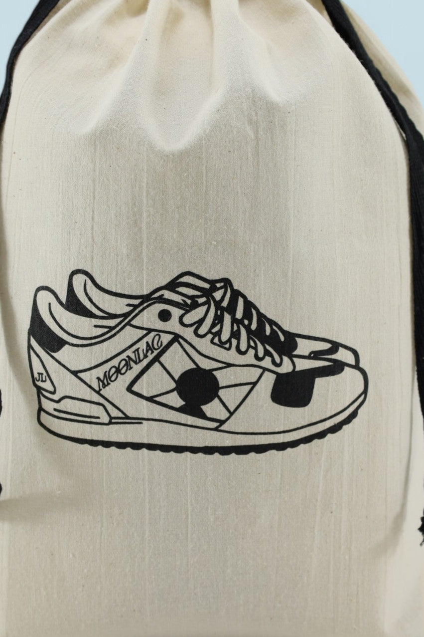 Pochon écru pour baskets urbaines – Moonlac pour une organisation de valise